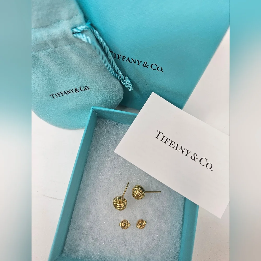 Tiffany & Co. Love Knot 18K Earrings - Picture 9 of 13